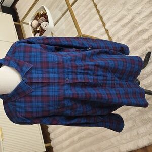 Patagonia Plaid Button Down Shirt in blue and red - Size XL